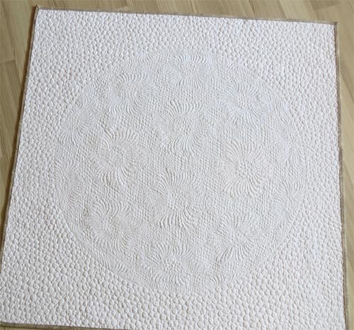 Hexagon English paper pieced quilt pattern