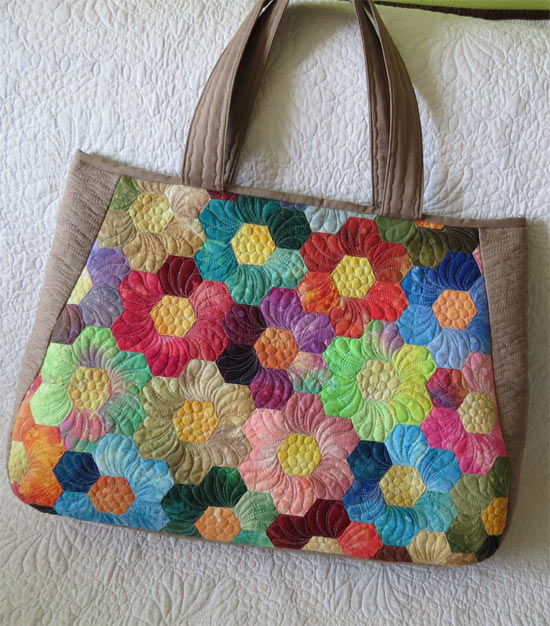 hexagon-quilted-bag-1