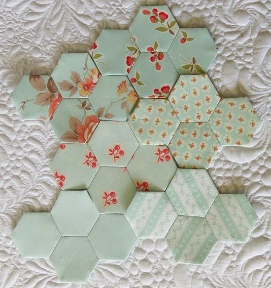 english paper piecing hexagons 