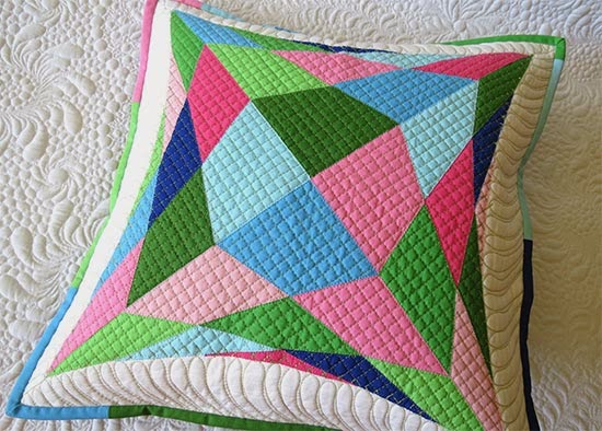 raw edge applique quilted pillow pattern