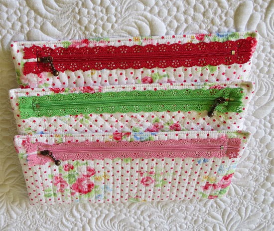 Quick and Easy Lace zipper Pouch