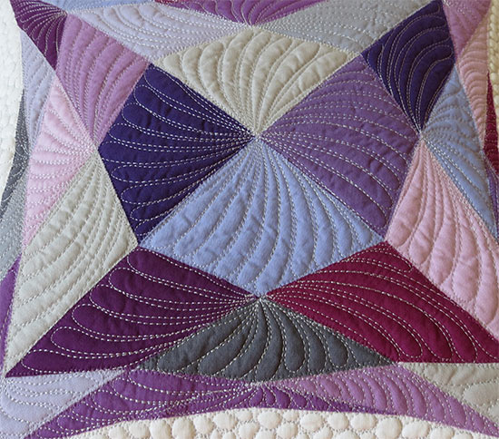 simple-geometric-applique-pillow-quilt-pattern-9
