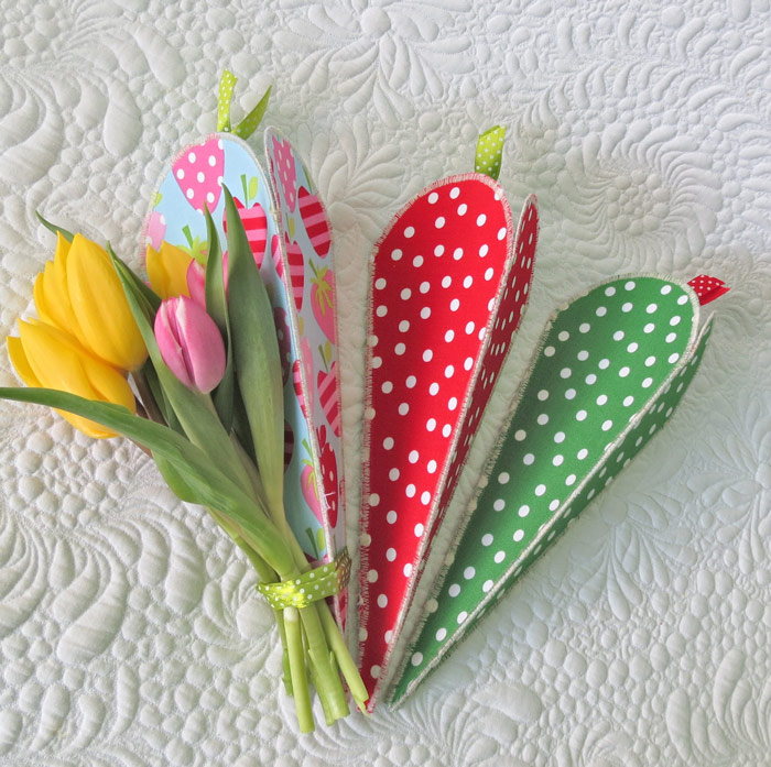 Fabric treat boxes pattern- surprise your loved ones with a charming gift