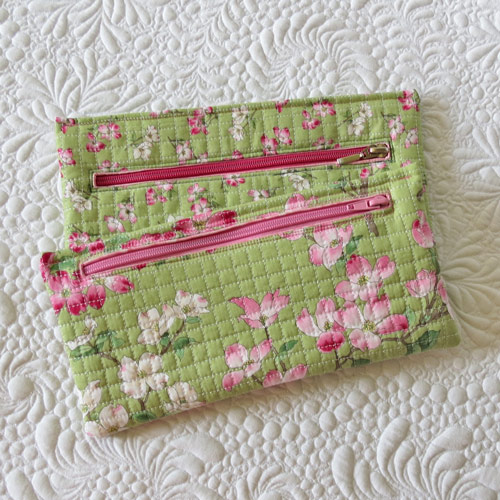 Use this pouch pattern bundle and learn to sew pouches.